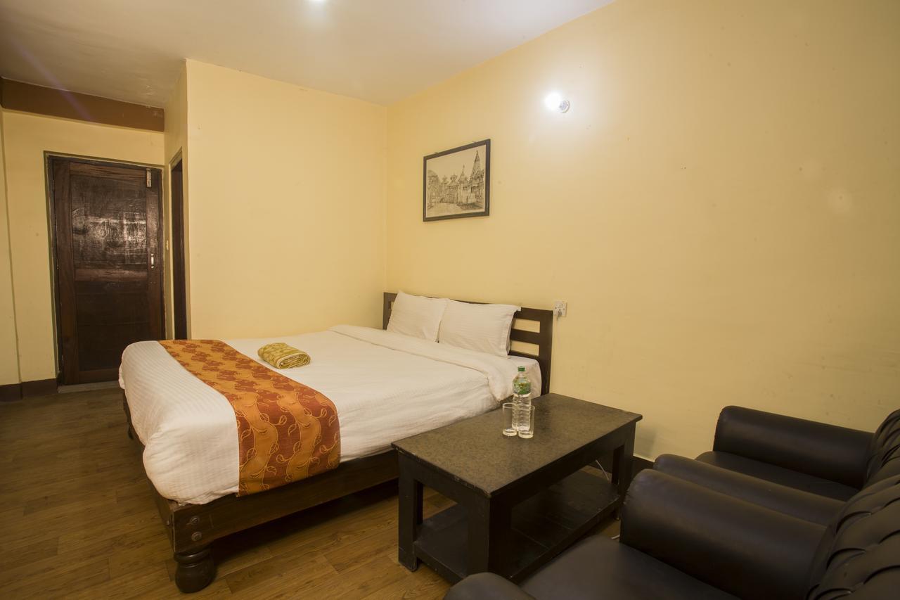 Langtang View Nagarkot Bed And Breakfast Esterno foto