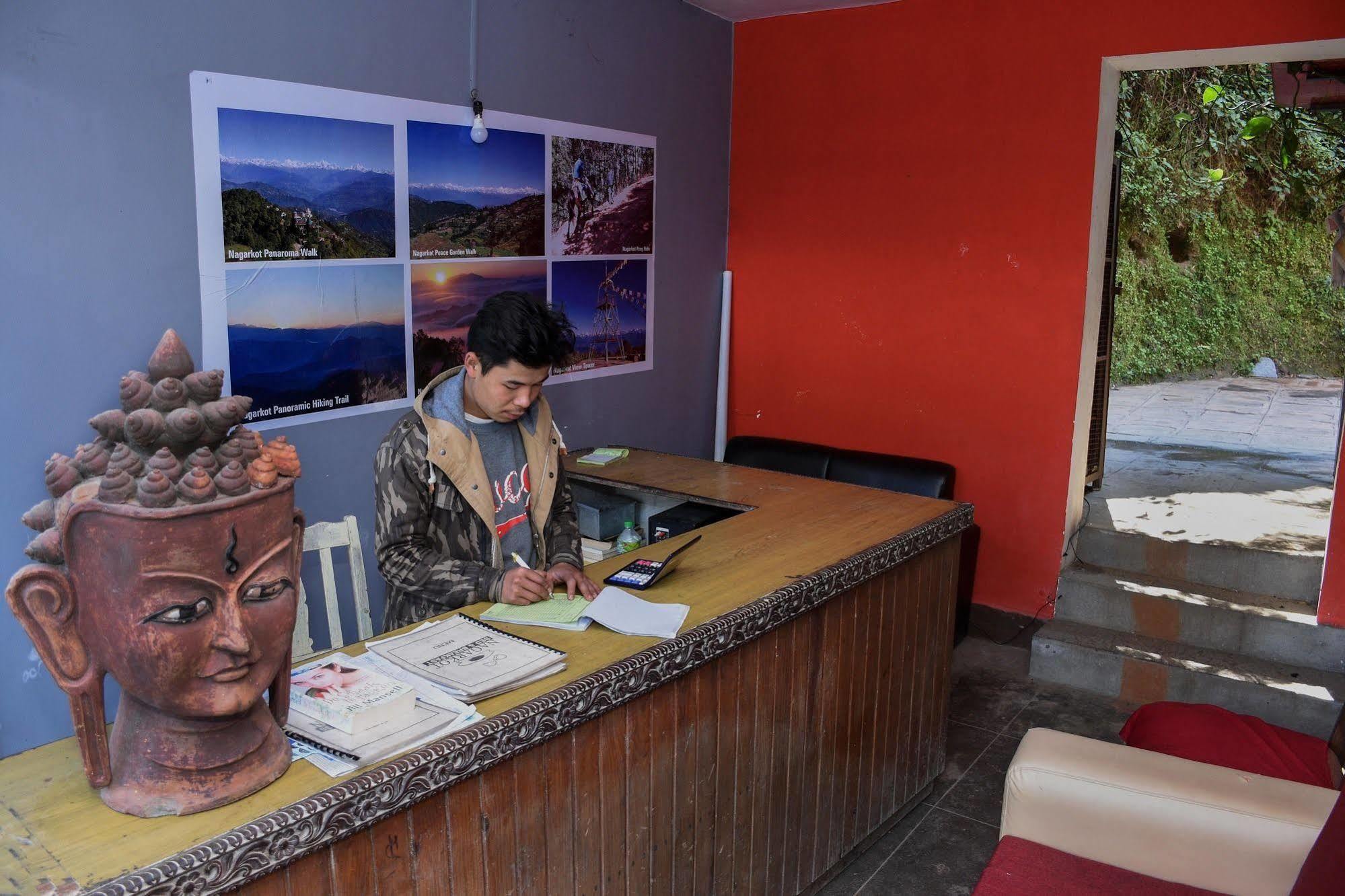 Langtang View Nagarkot Bed And Breakfast Esterno foto