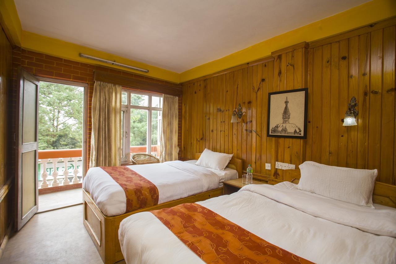 Langtang View Nagarkot Bed And Breakfast Esterno foto